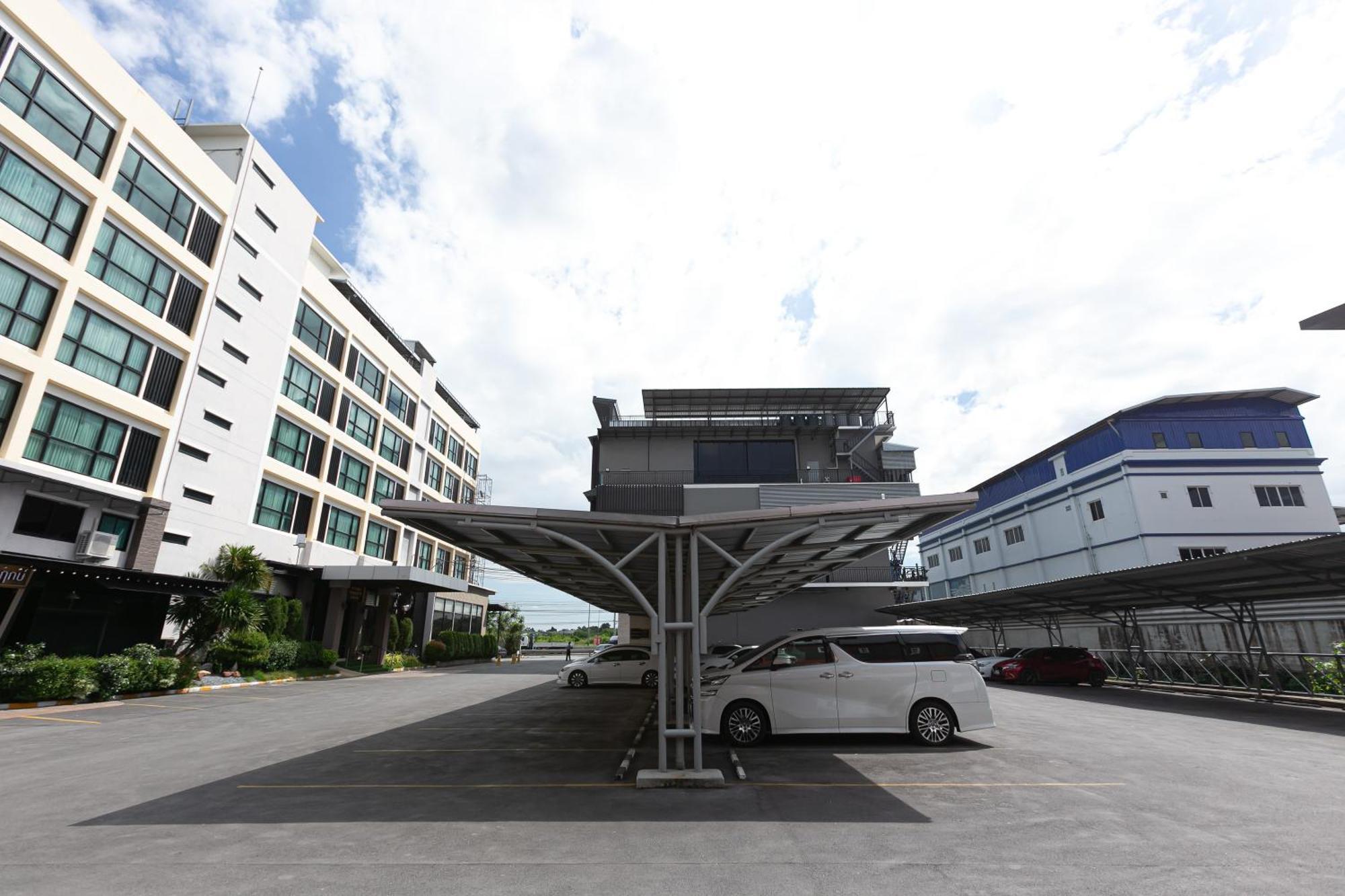 Grand Ratchapruek Hotel Pak Kret Exterior photo